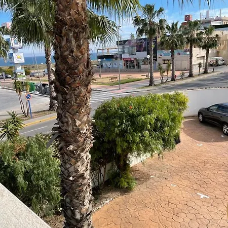 With Sea Views In Las Terrazas/playa Flamenca *