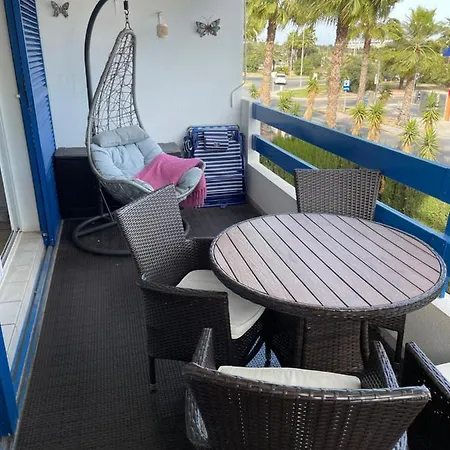 With Sea Views In Las Terrazas/playa Flamenca
